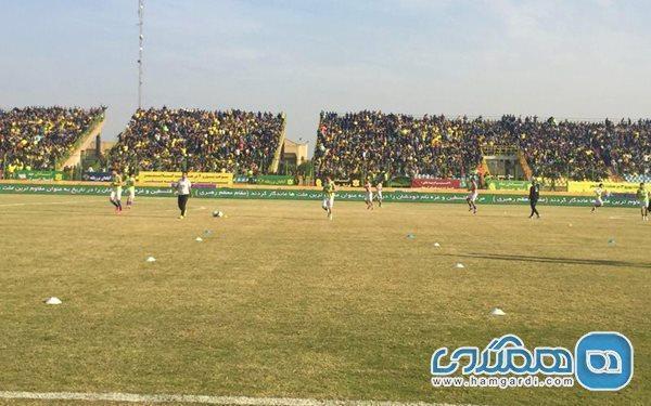 ورزشگاه تختی یکی از معروف ترین دیدنی های آبادان به شمار می رود ورزشگاه تختی یکی از معروف ترین دیدنی های آبادان به شمار می رود